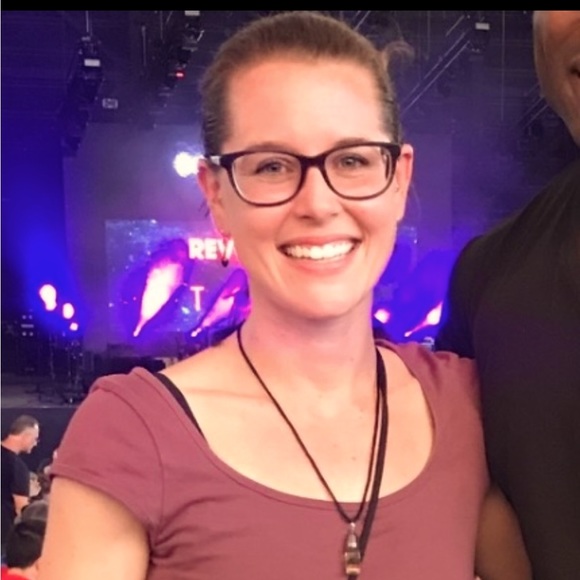 Meet your Posher, Chloe - Picture 1 of 1